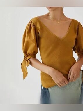 Maeve for Anthropologie mustard ribbed V-neck, puffy tie sleeves women’s sz M